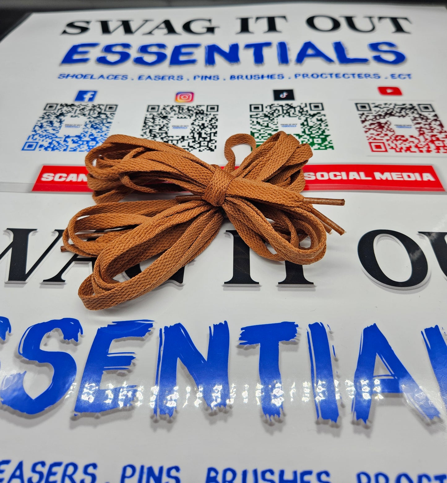 Ligth brown shoelaces
