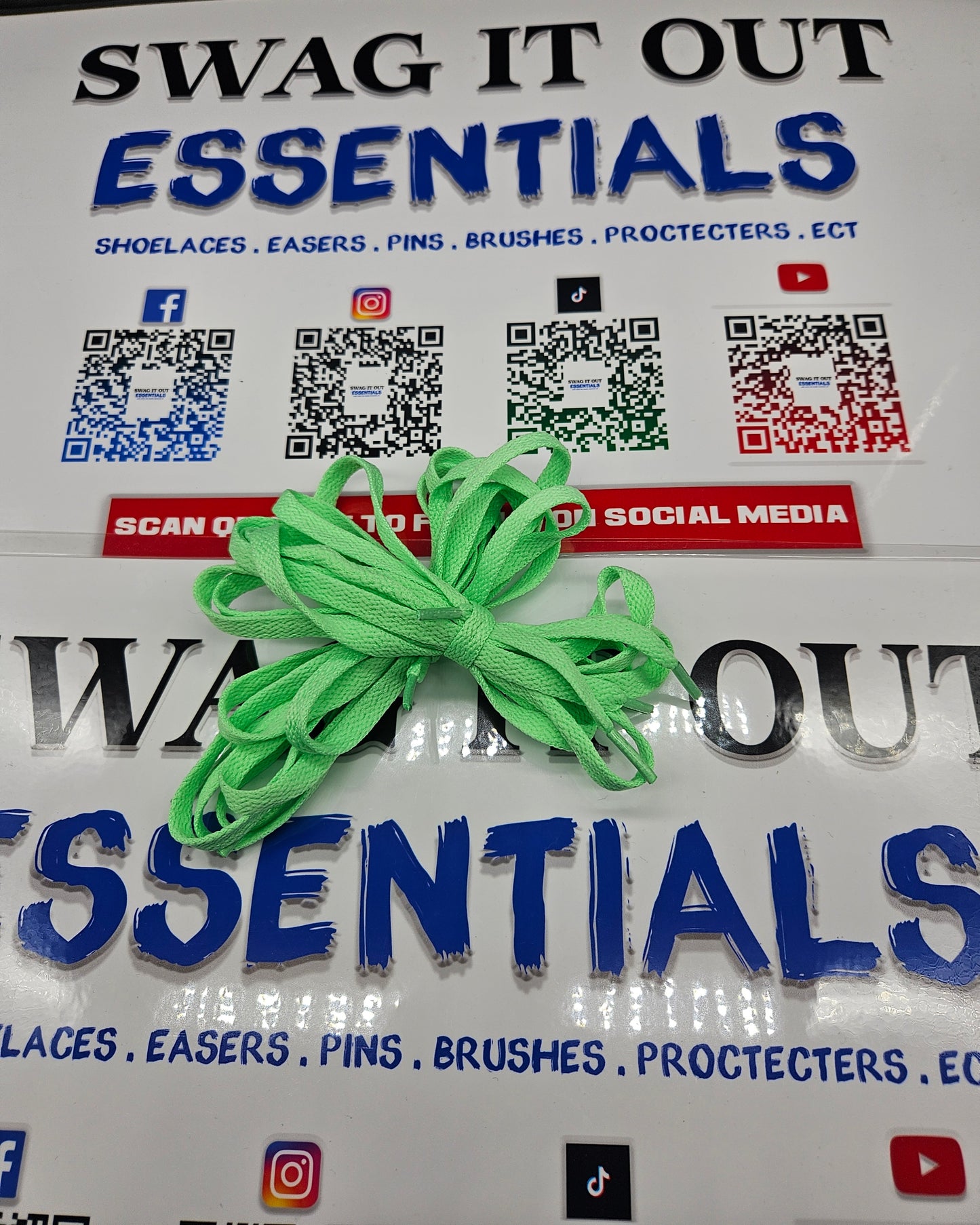 Glow green shoelaces