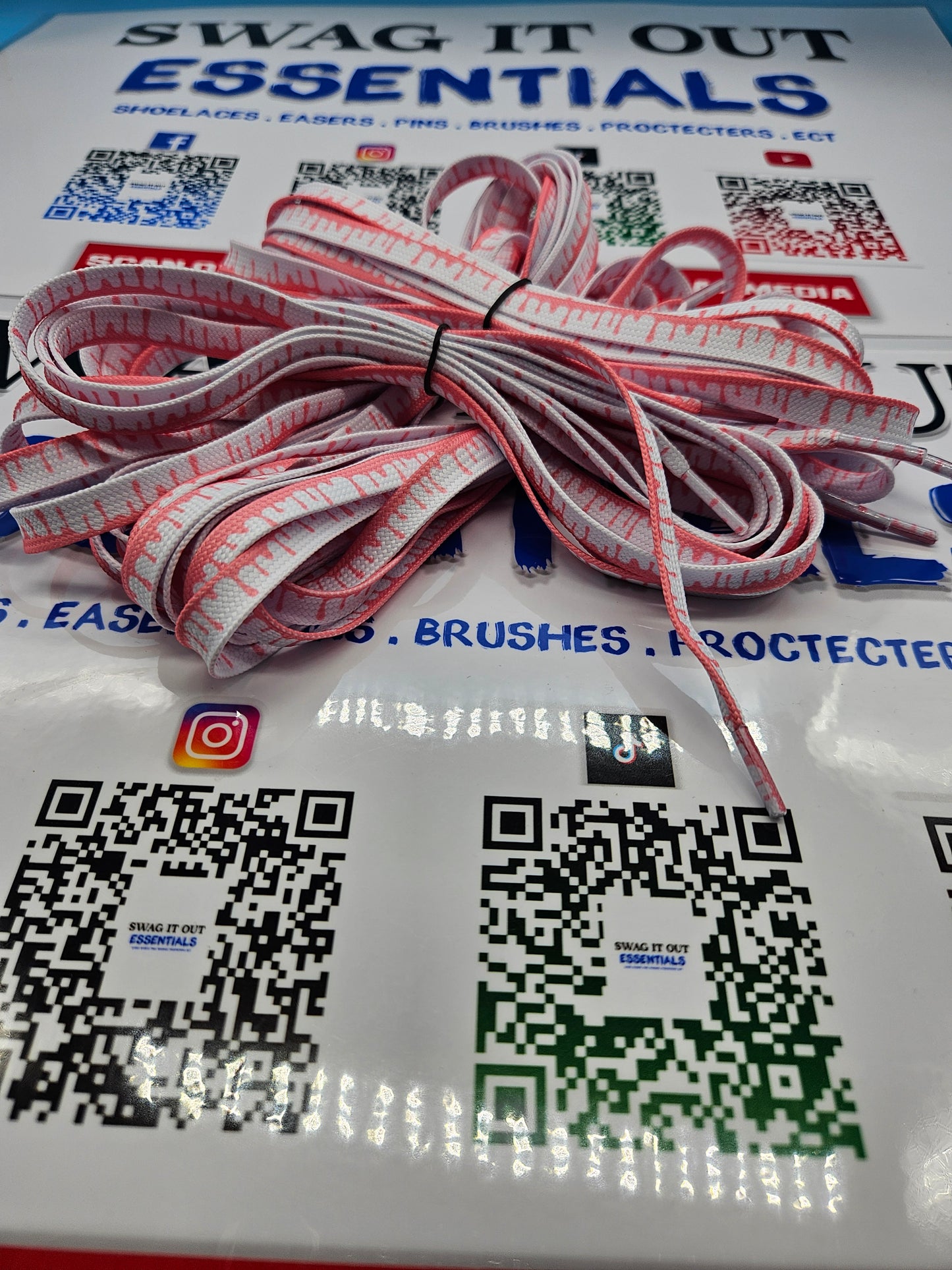 Pink drip shoelaces