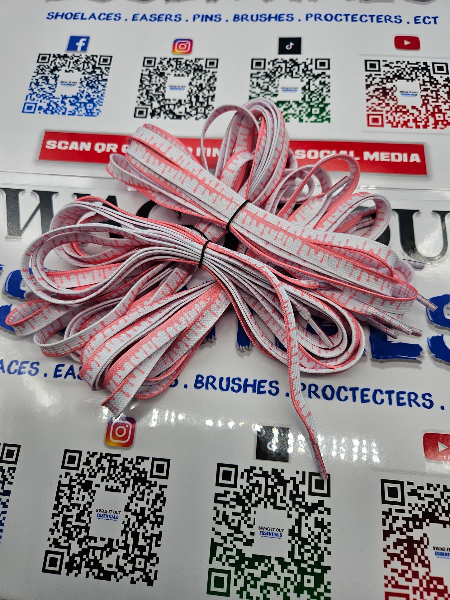 Pink drip shoelaces
