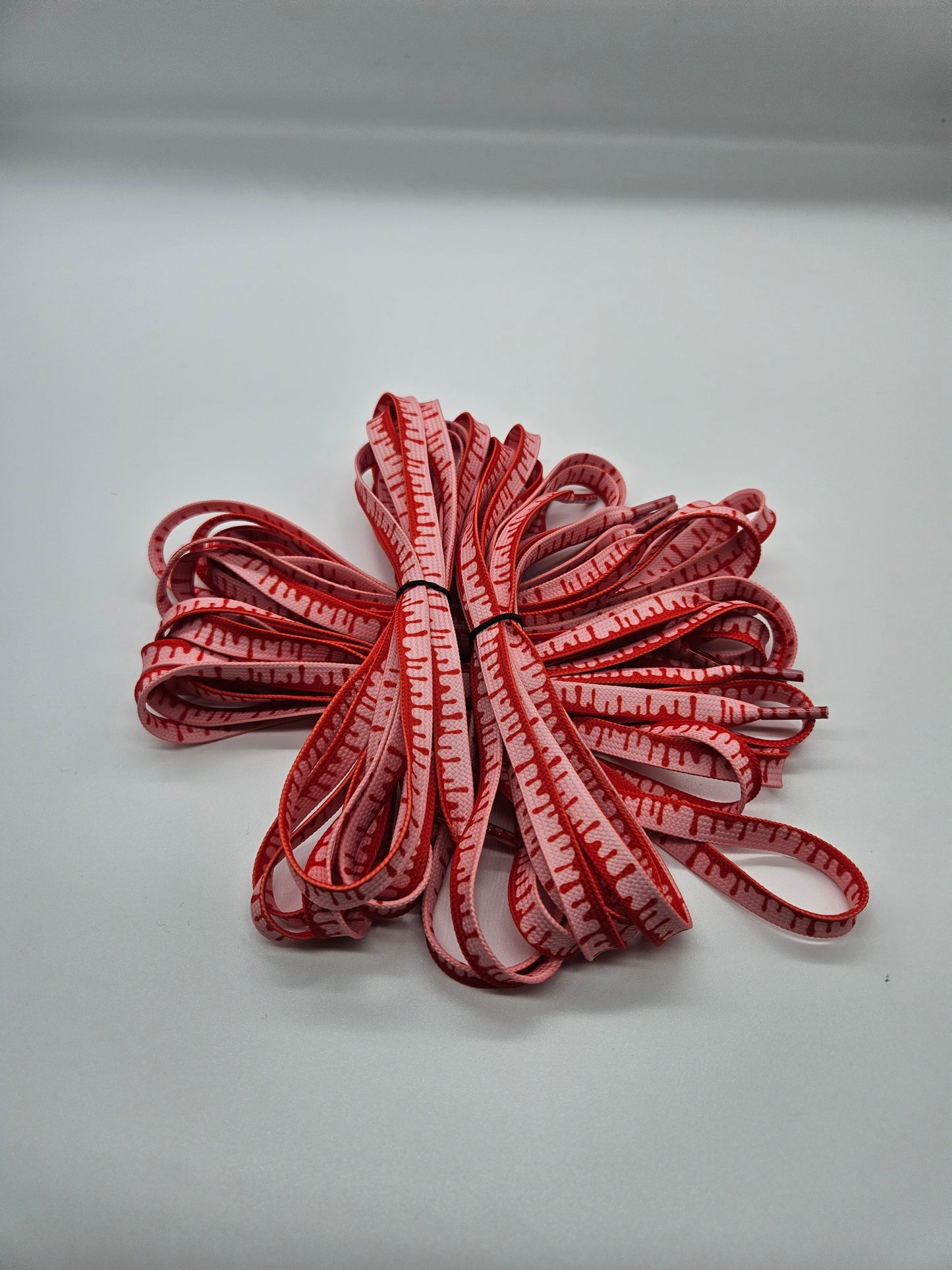 Strawberry drip shoelaces